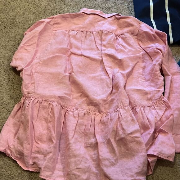 Holding horses small pink button down - Picture 10 of 10